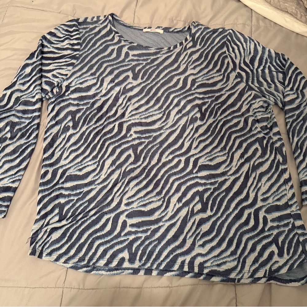 Leggiadro Blue Zebra Print Top